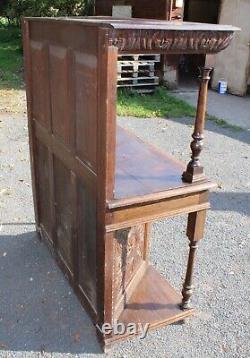1900's Large Carved Oak Buffet Sideboard. One Piece