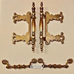 4 VTG BPC Belwith Large Hammered Brass Hardware 2 Door Handles & 2 Drawer Pulls