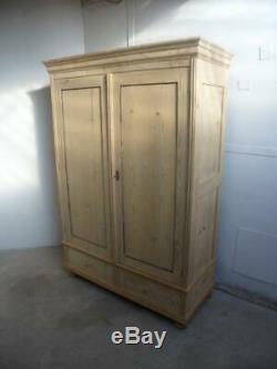 A Beaded Antique/Old Pine 2 Door 2 Drawer Large Knockdown Wardrobe to Wax/Paint