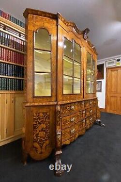 A LARGE EXCEPTIONAL 18thC PERIOD DUTCH MARQUETRY INLAID GLAZED DISPLAY CABINET