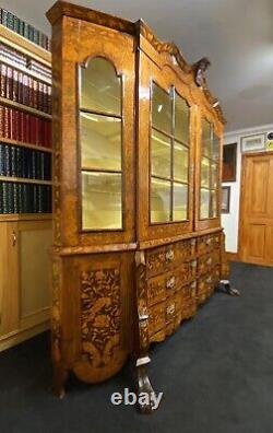 A LARGE EXCEPTIONAL 18thC PERIOD DUTCH MARQUETRY INLAID GLAZED DISPLAY CABINET