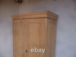 A Large Antique/Old Pine 2 Door 1 Drawer Knockdown Wardrobe to Wax/Paint