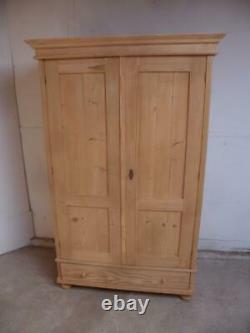 A Large Antique/Old Pine 2 Door 1 Drawer Knockdown Wardrobe to Wax/Paint