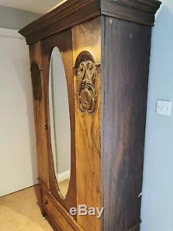 Attractive Large Antique Carved Solid Wood Mirror Door Wardrobe With Drawer