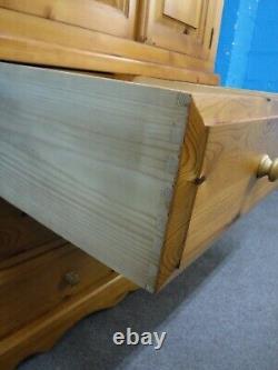Chunky / Solid Wood / Large / 2door 4dovetailed Drawer Wardrobe -visit Warehouse