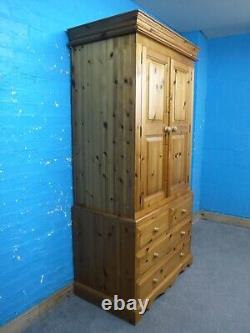 Chunky / Solid Wood / Large / 2door 4dovetailed Drawer Wardrobe -visit Warehouse