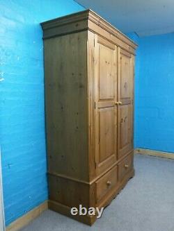 DOVETAILED LARGE CHUNKY RUSTIC SOLID WOOD 2DOOR 2DRAWER WARDROBE 206x145cm