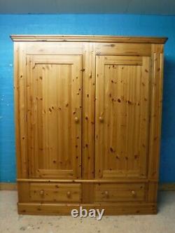 DOVETAILED LARGE WIDE SOLID WOOD 2DOOR 2DRAWER WARDROBE H205 W174cm see shop