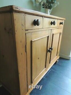 Fabulous Large Antique Victorian Solid Pine Sideboard Dresser Cupboard