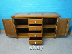 Furniture Village Large Chunky Solid Oak Wood 2door 4drawer Sideboard -see Shop