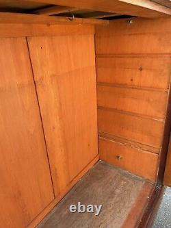 Handsome Large Victorian Mahogany High Sideboard Cabinet