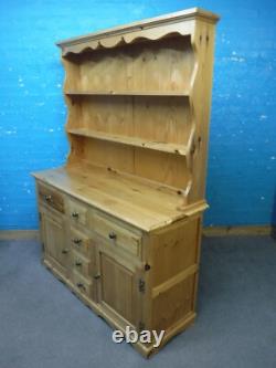 LARGE SOLID WOOD WELSH DRESSER / DISPLAY CABINET H183cm W137cm 6DRAWER 2DOOR