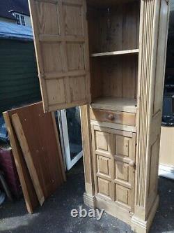 Large Cupboard Two Doors One Drawer