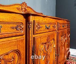 Large French Oak Louis XV 4 Door/Drawer Breakfront Sideboard CONSB78