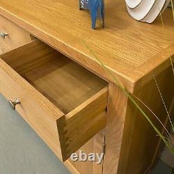 Large Oak Sideboard Solid Wood Storage Cupboard Buffet 3 Drawer 3 Door / Oakwood