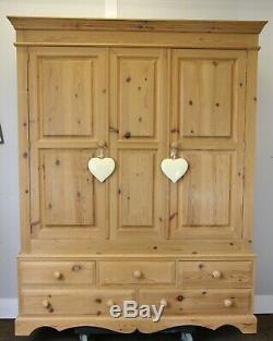 Large Quality Solid Pine Waxed Triple Door 5ft Wardrobe With Five Drawers