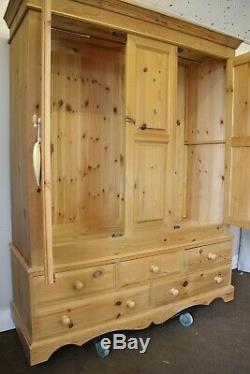 Large Quality Solid Pine Waxed Triple Door 5ft Wardrobe With Five Drawers