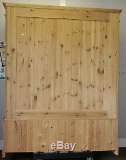 Large Quality Solid Pine Waxed Triple Door 5ft Wardrobe With Five Drawers