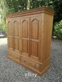 Large Solid Pine 4 Door Wardrobe With 2 Drawers FREE DELIVERY