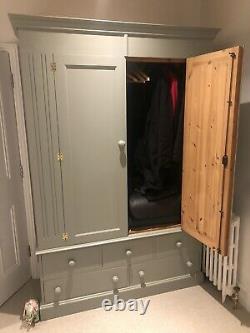 Large Solid Pine Wardrobe 2 Door, 2 Drawer, Collection Only