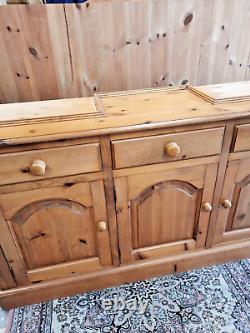 Large Solid Pine Welsh Dresser 3 Drawer