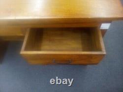 Large Solid Wood Desk 1 Door, 5 Drawers CS I09