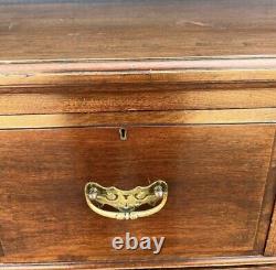 Large Square Fronted Late Victorian Oak Chest Of Drawers