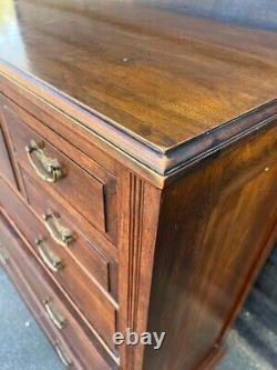 Large Square Fronted Late Victorian Oak Chest Of Drawers