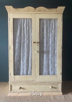 Large Vintage Continental Pine Wardrobe/ Storage Larder Cupboard French Armoire