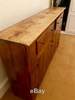 Large oak 2 door sideboard with drawers, good condition L-152cm D-33cm H-90cm