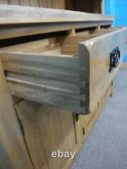 Oak Furniture Land / Large / Solid Oak Welsh Dresser / 7dovetailed Drawers 3door