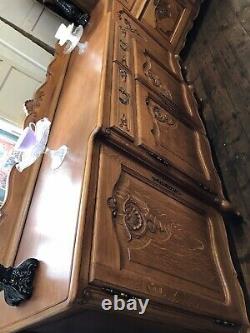 Oak Vintage French Louis XV Style 4 Door/2 Drawer Large Sideboard