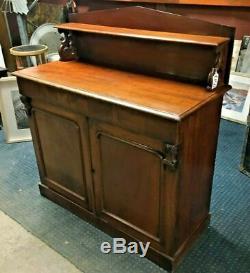 Sideboard / Solid Wood / 2 Door Cupboard / 1 Large Drawer / Storage /