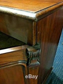 Sideboard / Solid Wood / 2 Door Cupboard / 1 Large Drawer / Storage /