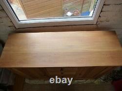 Solid Oak Large Sideboard 2 Doors & 4 Drawers