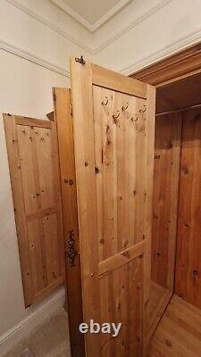 Solid pine large double wardrobe 2 Doors 2 Drawers in good condition