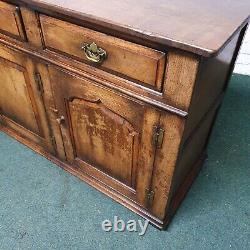 Titchmarsh & Goodwin Solid Oak Large Sideboard/dresser Base/plasma Tv Stand