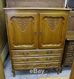 Vintage French Carved Oak 2 Door/3 Drawer Large Side Cabinet (00918)