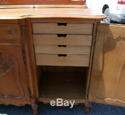 Vintage French Louis XV Style 4 Door/2 Drawer Large Sideboard (consb29)