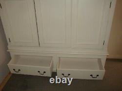 White Country Style Shabby Chic Large 3 Door Wardbrobe Pantry With Deep Drawers
